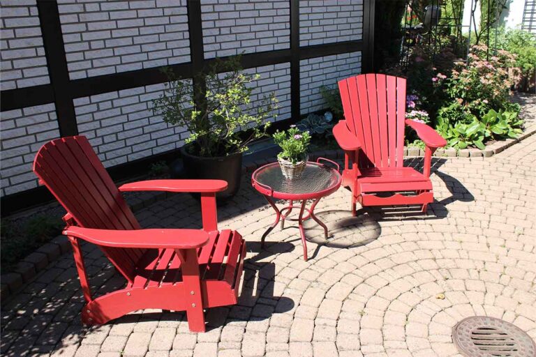 Gartenbau-Sommer-Gartengestaltung_mit_Sichtschutz_2